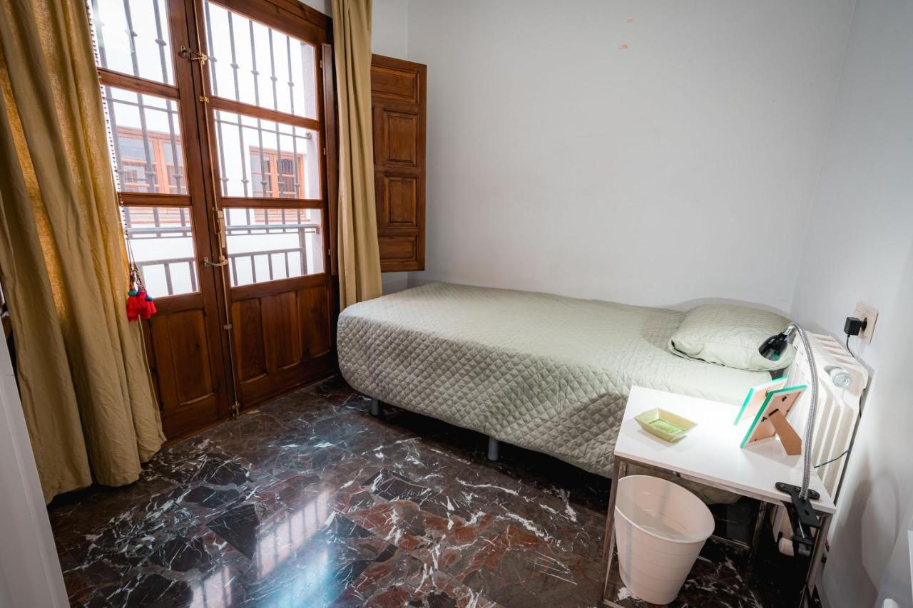 Qh Gran Via 01 Apartment Granada Bagian luar foto