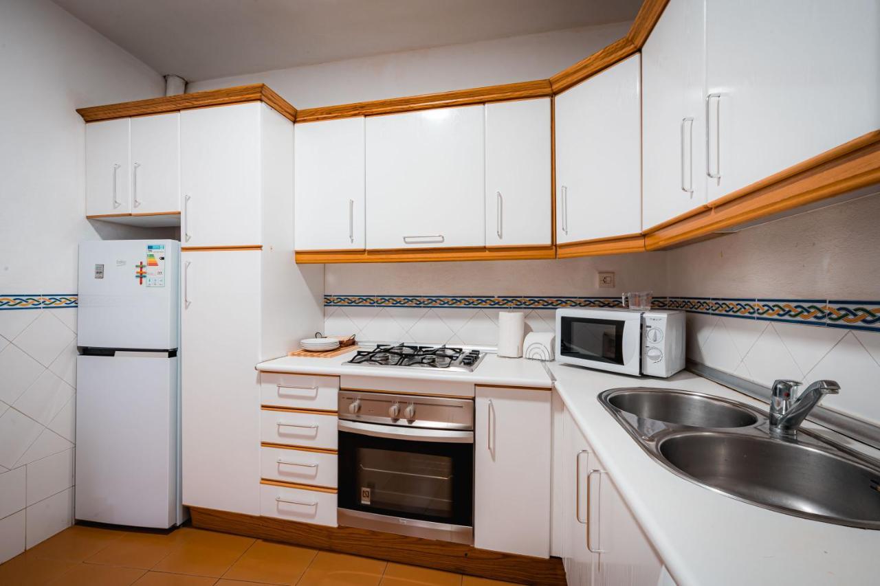 Qh Gran Via 01 Apartment Granada Bagian luar foto