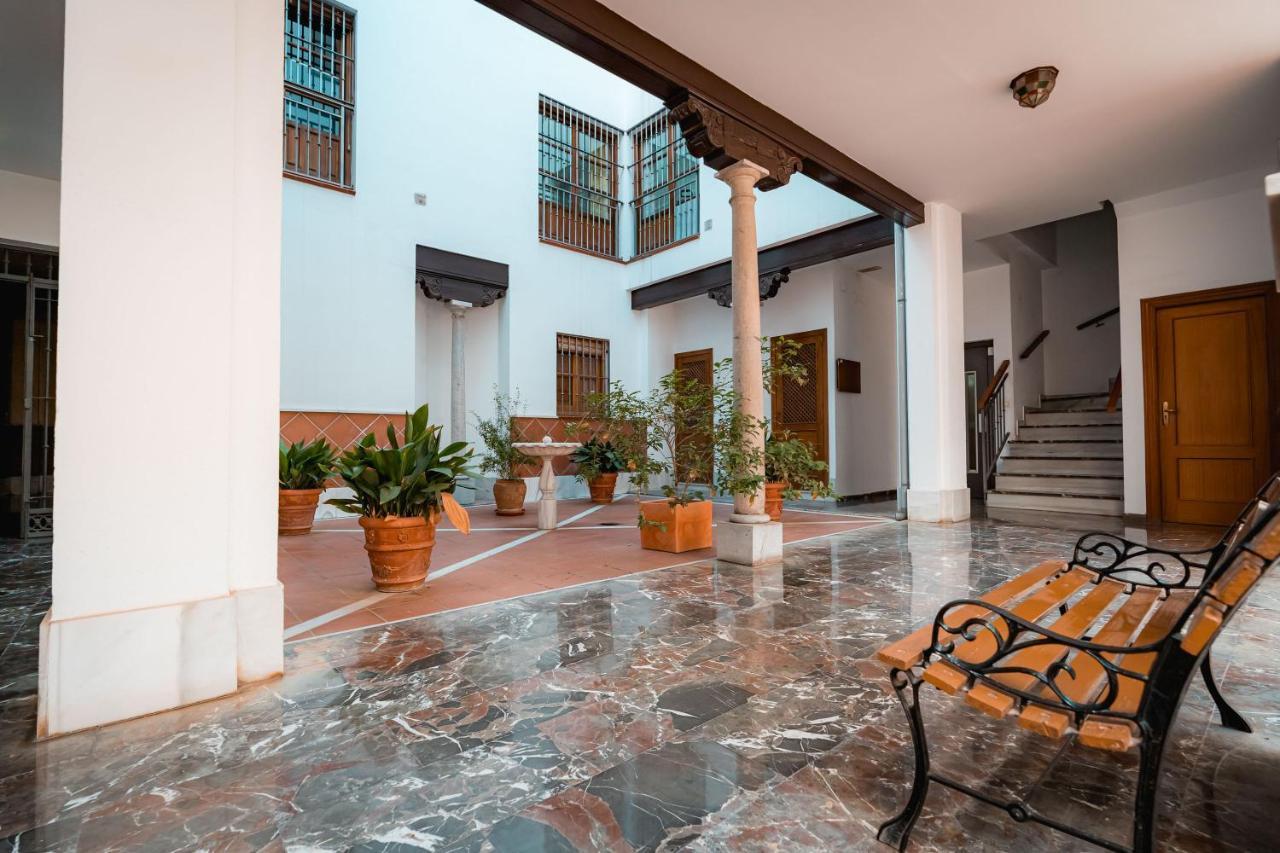 Qh Gran Via 01 Apartment Granada Bagian luar foto